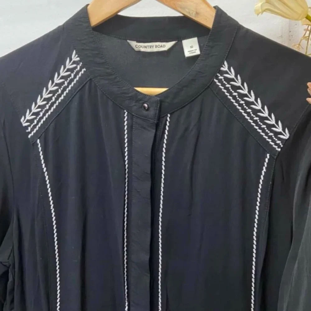 COUNTRY ROAD Embroidered Black Long Sleeve Shirt Dress - Picture 12 of 16